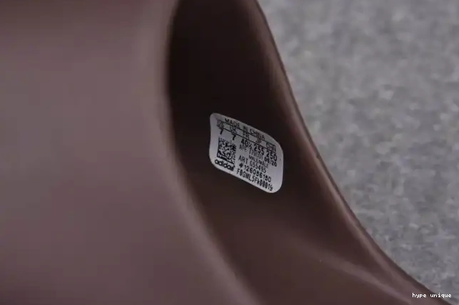 hype Adidas Soot Slide Yeezy G55495 0602